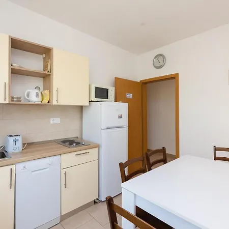 Semesterbostad Stunning In Supetar